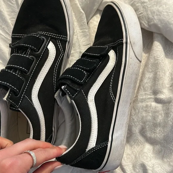 Black vans - Picture 2 of 5